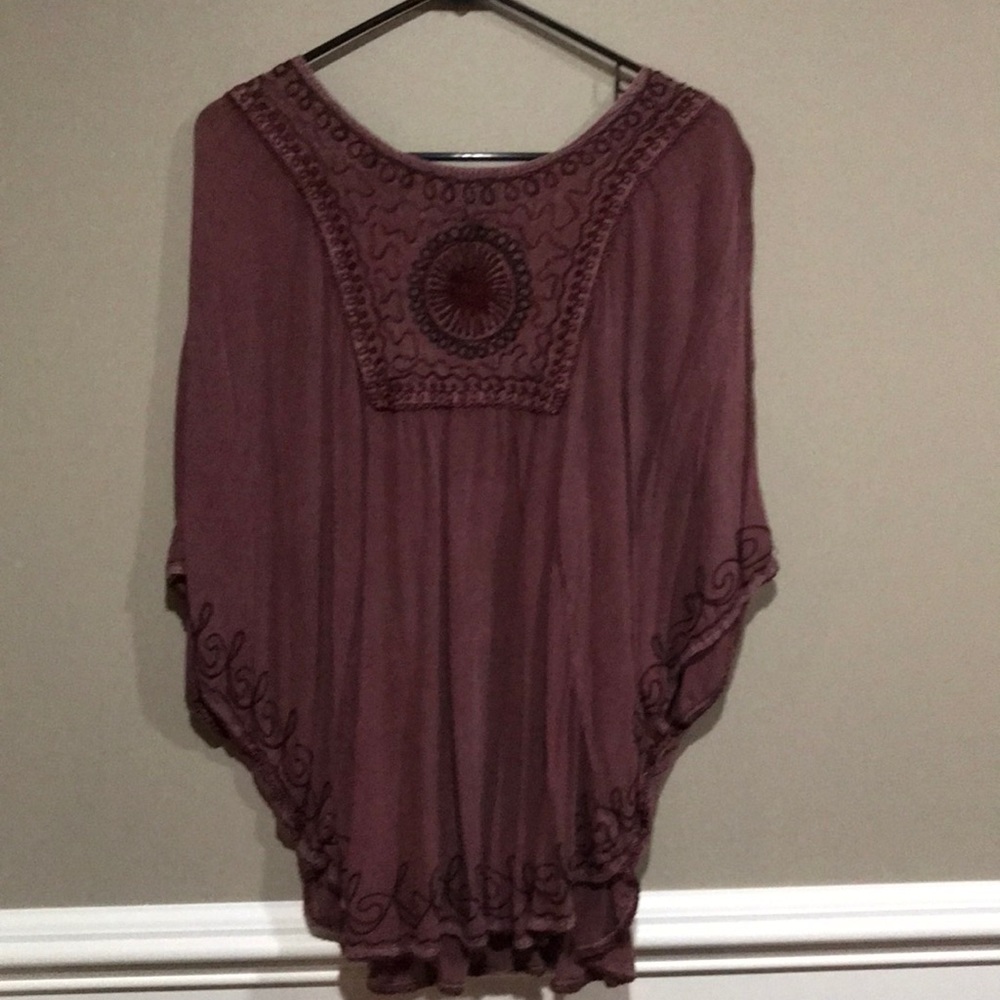 Women’s Indian top